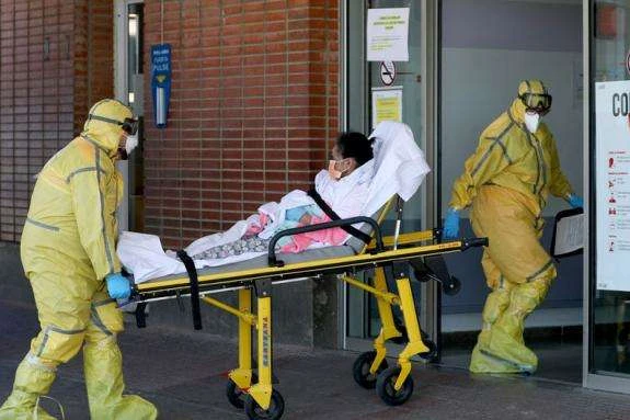 У світі померло вже понад 840 тисяч людей від Covid-19