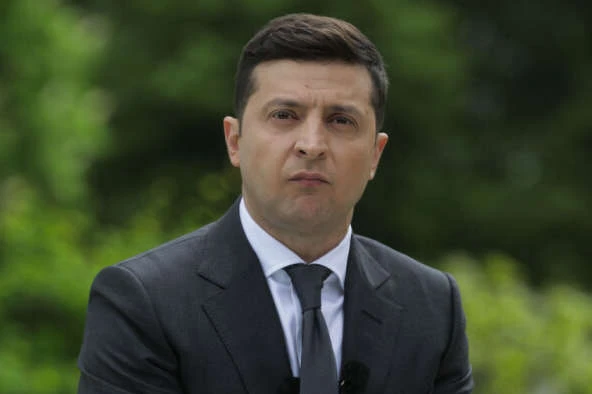 Єдина обіцянка, яку сумлінно виконує президент Зеленський