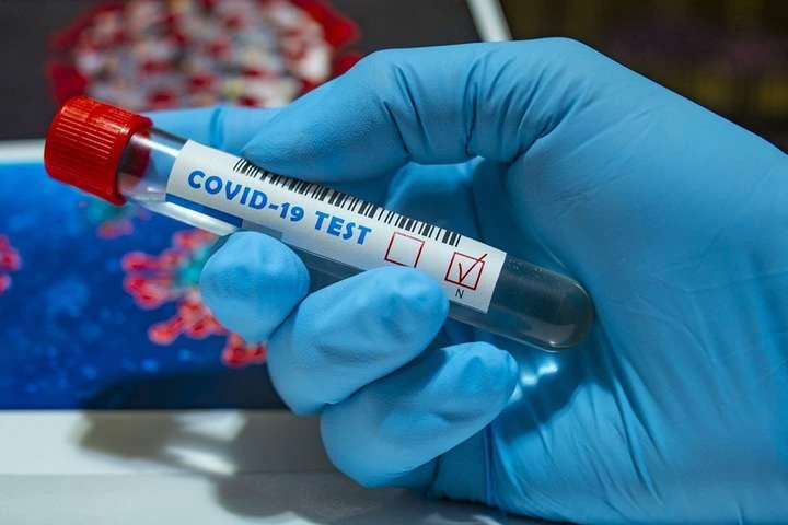 Словаччина перевірила на Covid-19 майже 4 млн громадян