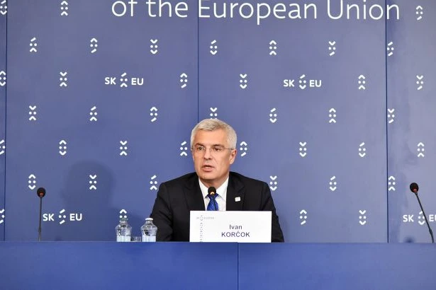 Словаччина планує відкликати свого посла з Білорусі