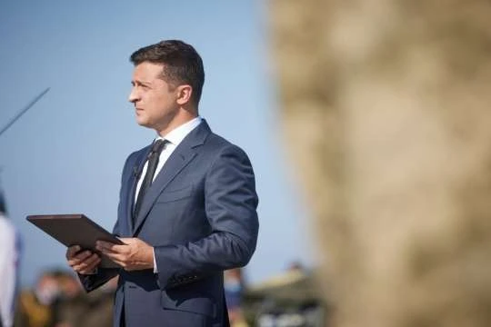 Наш головний обов’язок – нести скрізь історію України, історію наших героїв, – Зеленський