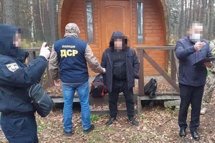 На Рівненщині поліція затримала двох кримінальних авторитетів