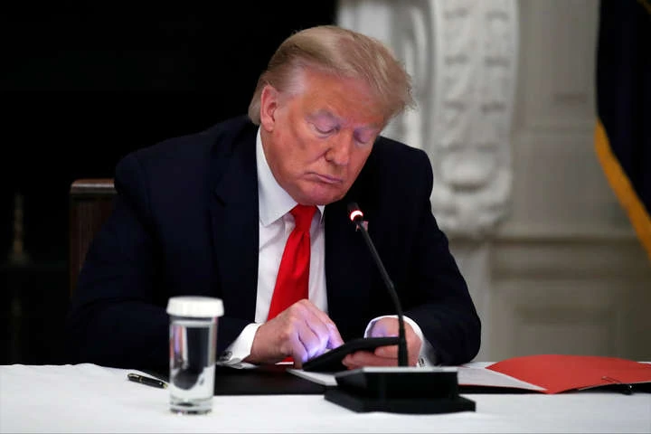 ЗМІ: Трамп приховав результати першого тесту на коронавірус