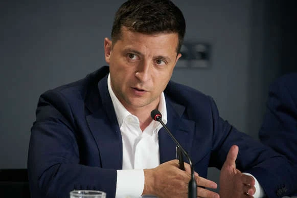 Зеленський повідомив, що лише зараз в Україну прийшла «перша хвиля» Covid-19