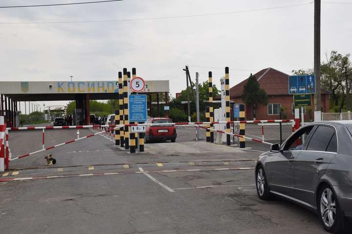 Завтра на кордоні з Угорщиною відновить роботу пункт пропуску «Косино – Барабаш»