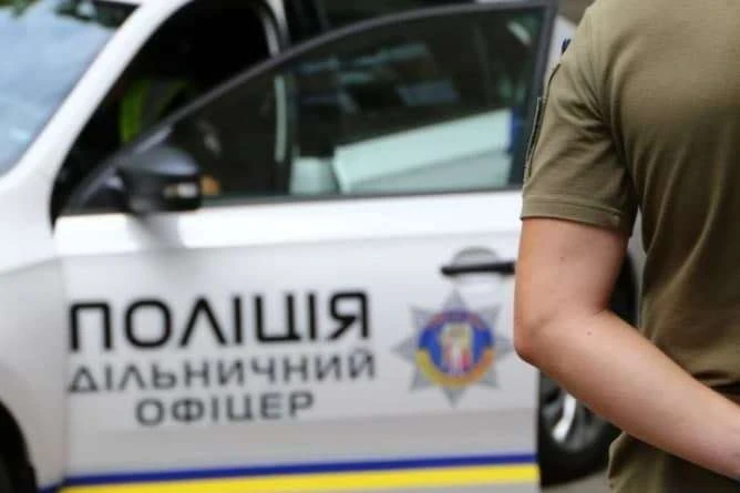 Столичній громаді повернуто приміщення дільничних поліцейських, яке вкрали шахраї