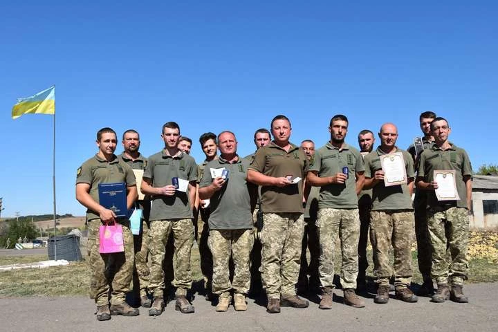 У районі проведення ООС відбулося нагородження найкращих танкістів (фото)