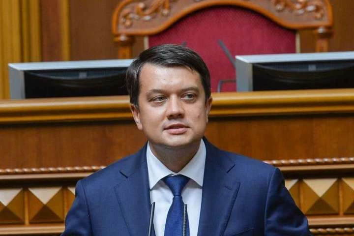 Разумков прокоментував використання коштів з Covid-фонду на зйомки серіалів