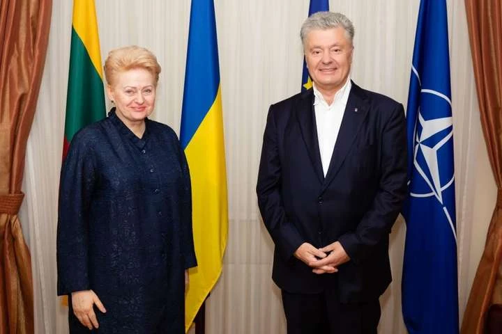Порошенко обговорив з Грібаускайте загрози «Північного потоку-2» та агресію Кремля