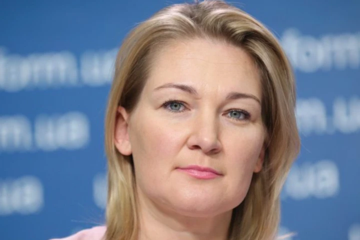 Людям потрібні ліки від коронавірусу, а не асфальтована дорога на цвинтар – депутат