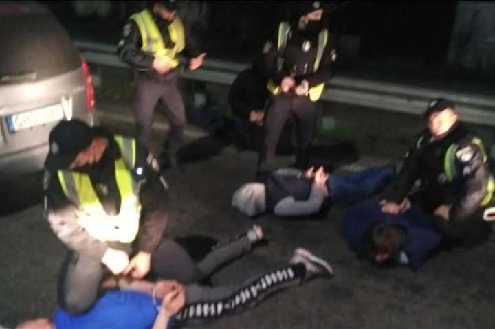 Поліція затримала банду молдаван, що грабувала будинки на Київщині (фото)