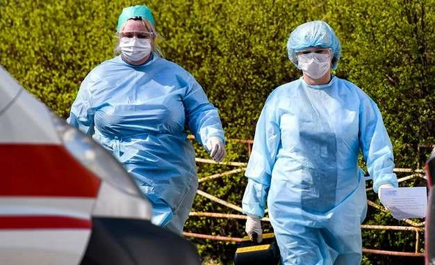 Спалах Covid-19 в Україні: за добу понад 2 тисячі нових хворих