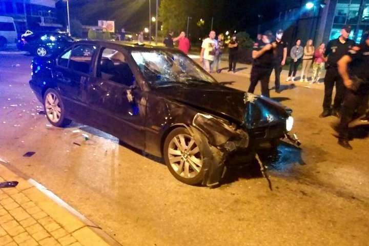У Чорногорії авто в'їхало у натовп святкуючих перемогу опозиції на виборах