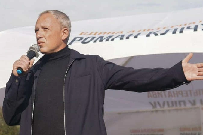 У Чернівцях на виборах мера лідирує Роман Клічук – екзит-поли