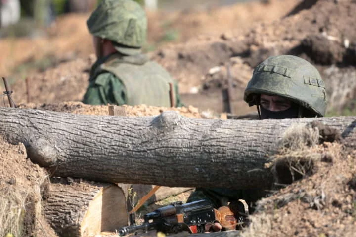Доба на Донбасі: бойовики обстріляли українські позиції біля Водяного