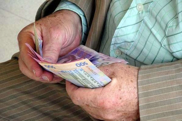 У 2021 році зростуть пенсії: на скільки і коли