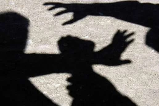 Під Києвом зухвалі заробітчани побили й пограбували неповнолітню