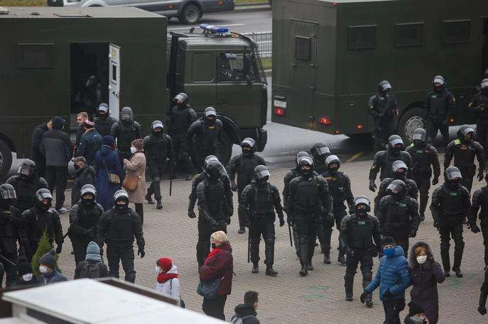 У Мінську почалися затримання учасників акції протесту