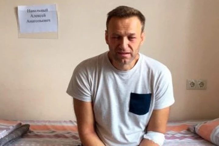 Літак із російським опозиціонером Навальним приземлився у Берліні