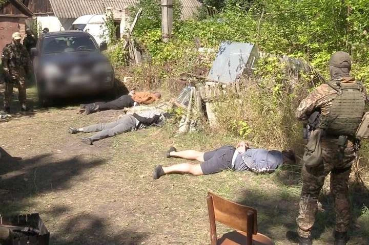 Банда викрала в Києві підприємця і понад тиждень тримала в заручниках (фото, відео)