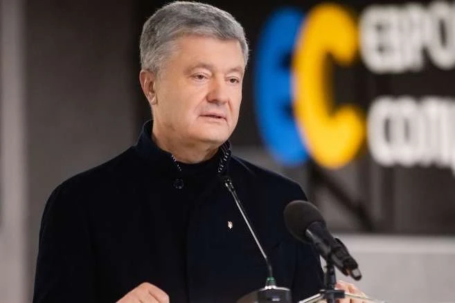 «Євросолідарність» перемагає у чотирьох областях і Києві