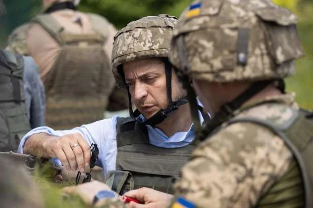 Філософсько-емоційне, або Вова, ти Україні не потрібний