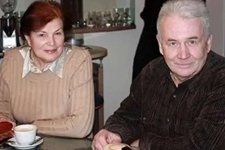 Помер батько Олександра Шовковського