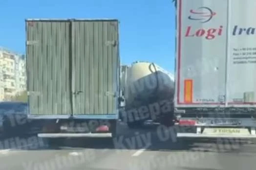 У Києві сталися два масштабних ДТП (відео)