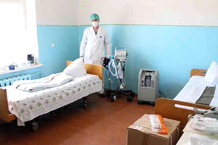 Кисень в лікарнях: Степанов повідомив, скільки ліжок облаштовано для порятунку Covid-хворих