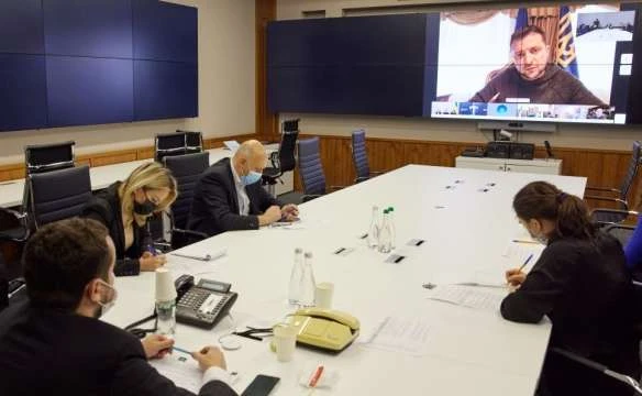 Зеленський зрадів, що українці стали менше контактувати один з одним