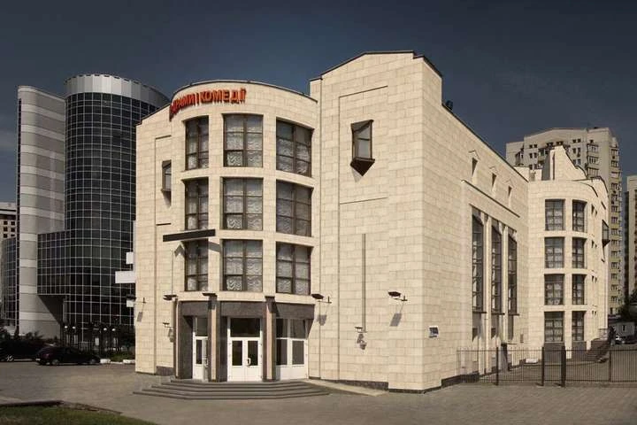 Драматичний початок сезону. У провідному столичному театрі виявили коронавірус