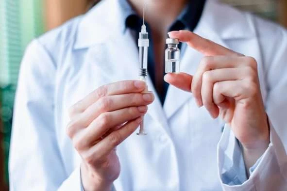 В Україні обговорюють відновлення виробництва вакцин