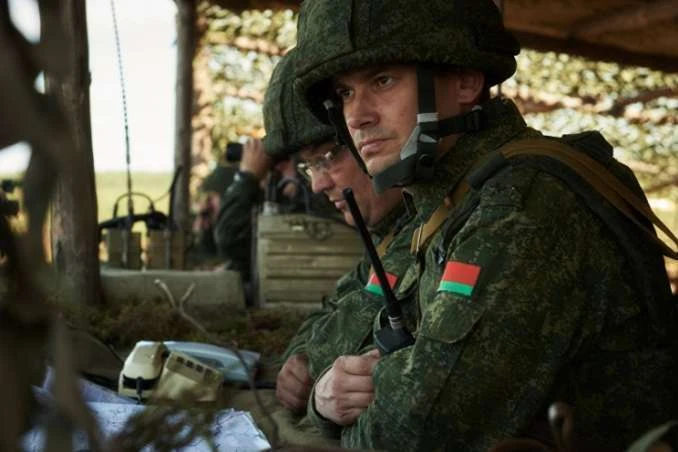 Білорусь почала третій етап перевірки боєготовності військ