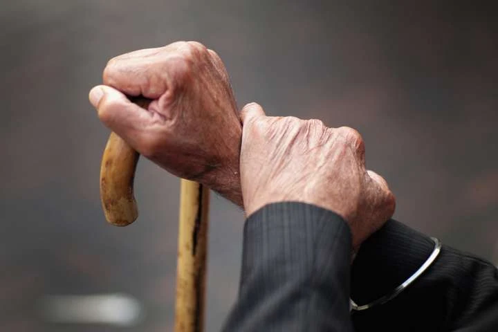 Прем'єр: Україна не зможе виплачувати пенсії вже через 15 років