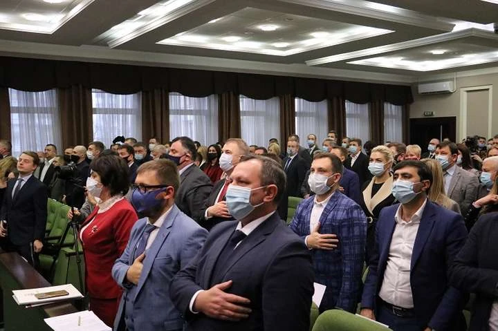 Новообрана Київська облрада провела перше засідання