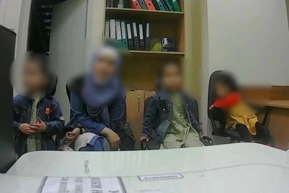 Жінка з трьома малолітніми дітьми намагалася вилетіти зі Львова до Стамбула за фальшивим паспортом