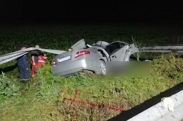 На Донеччині сталася жахлива дорожньо-транспортна пригода, дві людини загинули