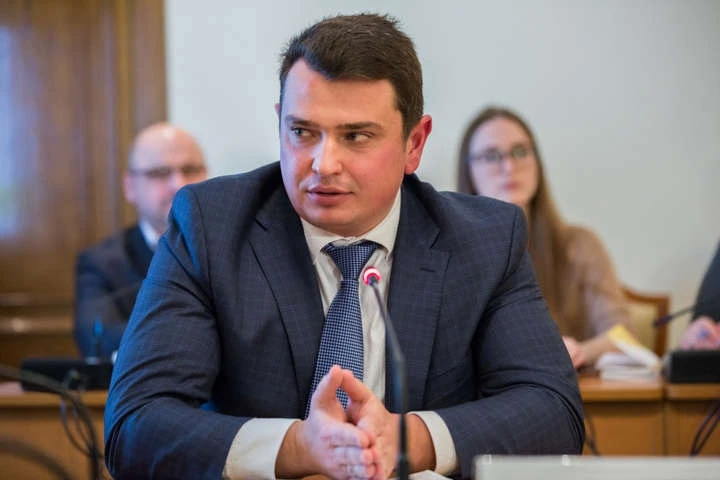 Свіжа соціологія показала рекордну недовіру до антикорупційних органів та їх керівників
