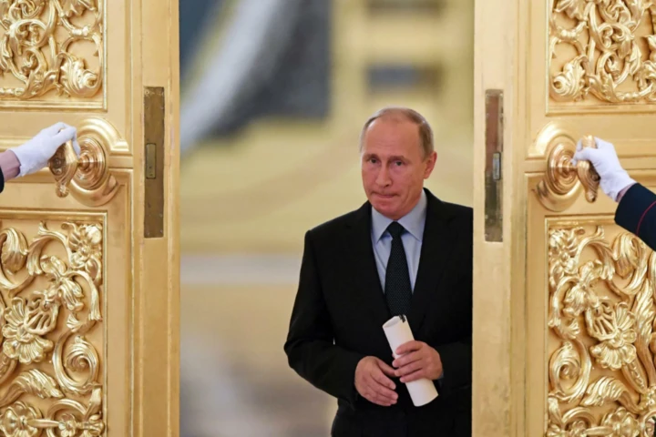 Суїцидальна поведінка Росії: Путін затіяв «гру на знищення»