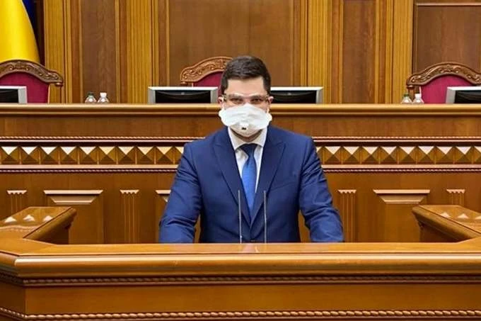 Нардеп Качура пояснив скандальну заяву про закупівлю російської вакцини від Covid-19