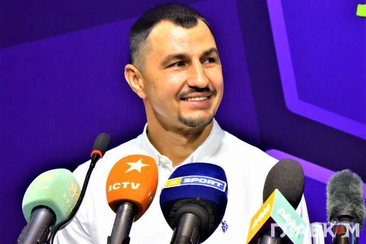 Програв – і в політику. Український боксер-чемпіон йде на вибори від партії Палиці