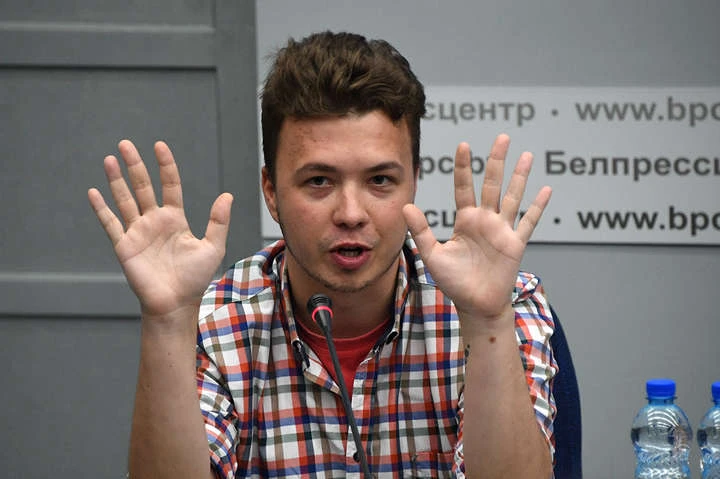 Бойовики «ЛНР» заявили, що допитали Протасевича. Україна вимагає від Білорусі пояснень