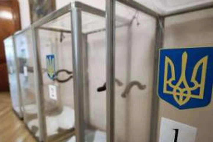 Комітет виборців зафіксував «виборчих туристів» у понад 20 громадах