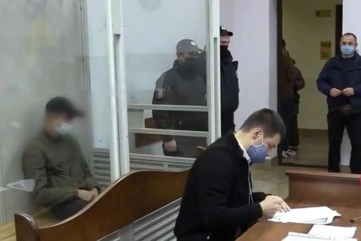 Водій таксі, що зніс людей на зупинці, арештований на два місяці