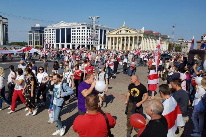 На протестах у Мінську затримали вже щонайменше 125 осіб
