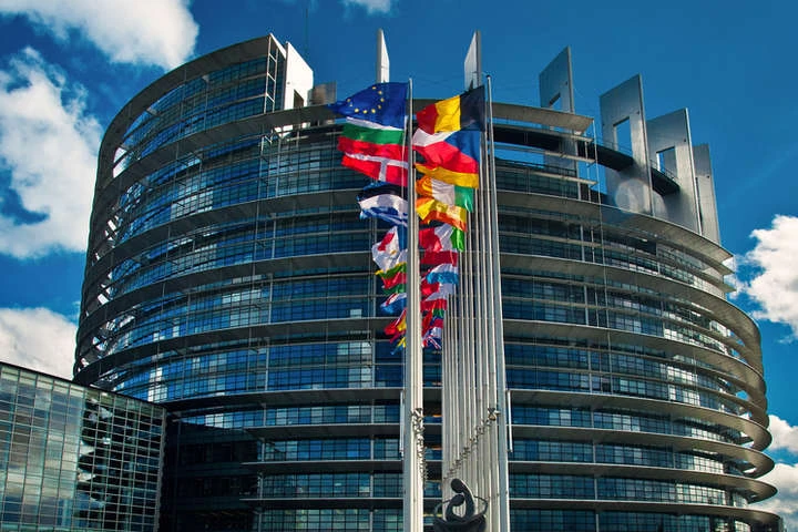 У Європарламенті зафіксовано сотні випадків коронавірусу