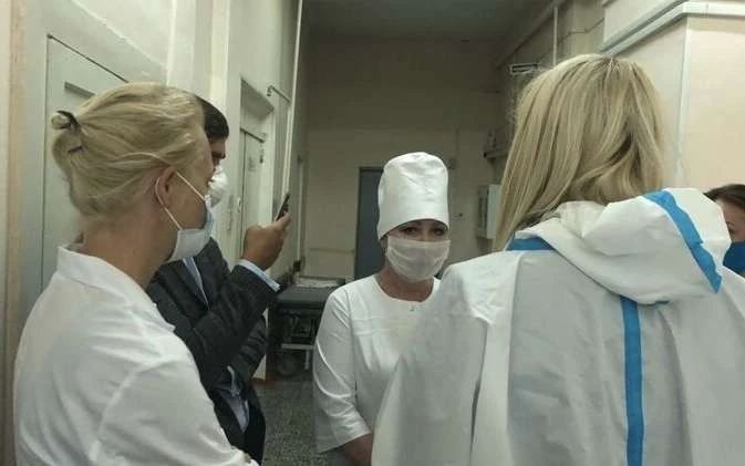 Російські лікарі підбили підсумки консиліуму: Навальний нетранспортабельний