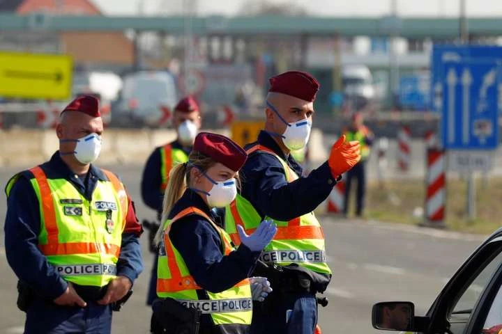В Угорщині вводять комендантську годину через коронавірус