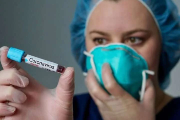 МОЗ оновив статистику Covid-19: понад тисячу нових хворих, 700 людей госпіталізували
