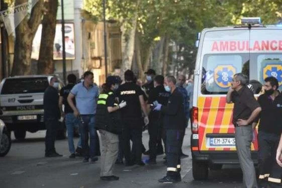 У Тбілісі стався вибух в багатоповерхівці: є постраждалі